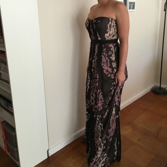 BCBGMAXAZRIA Amber Strapless Floral Print Sheer Contrast Gown | Size 2 - Picture 4 of 17